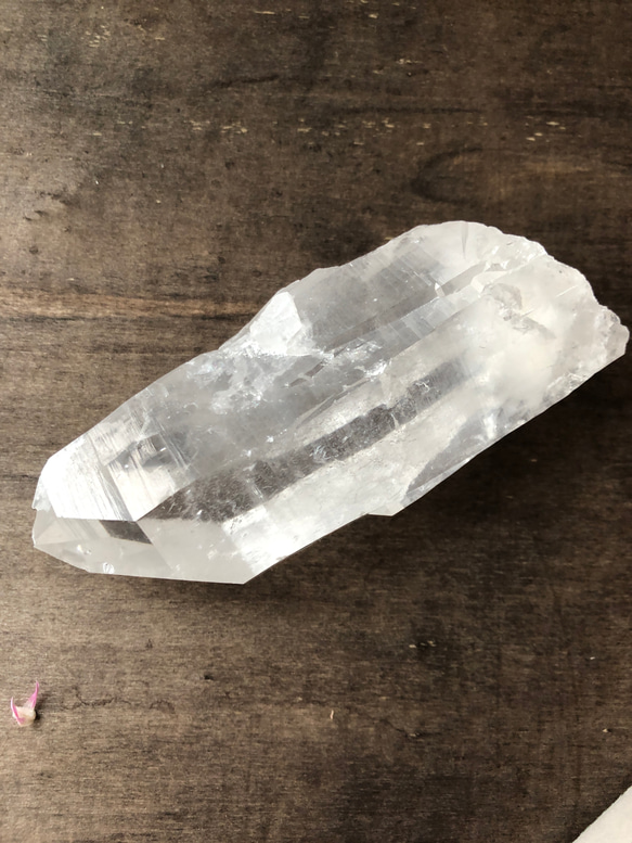 ヒマラヤ水晶　パキスタン・スカルドゥ産　原石 205g 高品質　一部虹入り☆ 4枚目の画像