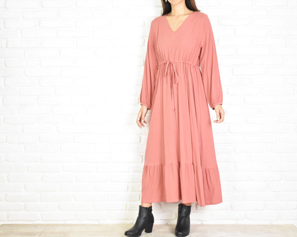 再販！【大きいサイズ】Vネック長袖ワンピース　＜ピーチピンク＞