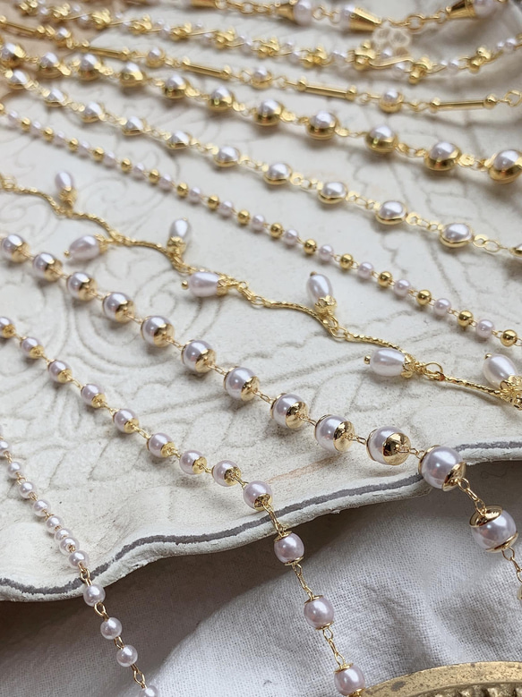 ♡真珠・半製品♡本物の金メッキの超美しい真珠八重咲きキャップビーズ装飾チェーン素材50cm1個 2枚目の画像