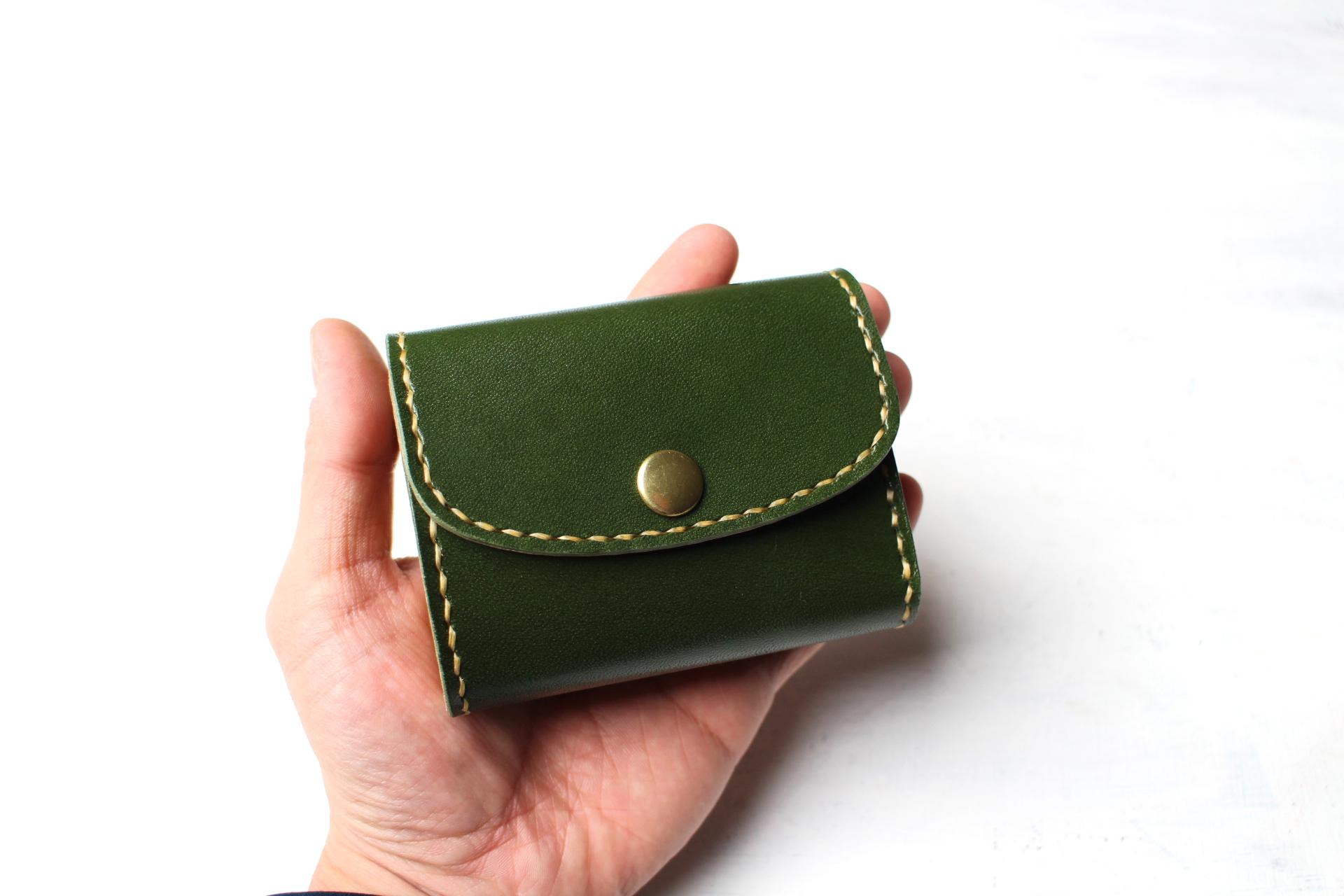 【受注生産品】小さい三つ折り財布 ～栃木アニリン緑×栃木ヌメ～