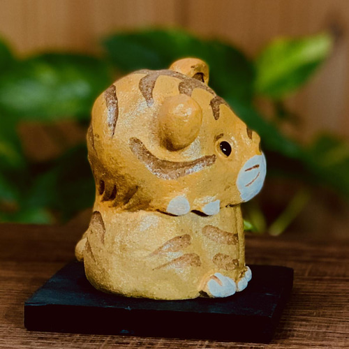 干支置物 お座り寅ちゃん 立体・オブジェ Toshin 通販 13164296