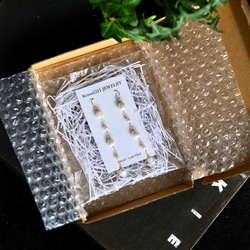 再販　フランス製スパンコールとビジュー　手刺繡のハートのブローチ 10枚目の画像