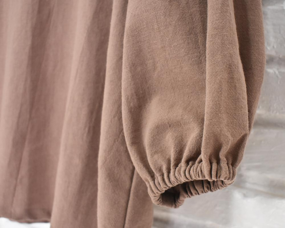 棉製蓬鬆縮褶袖襯衫&lt;Cocoa Brown&gt; 第7張的照片