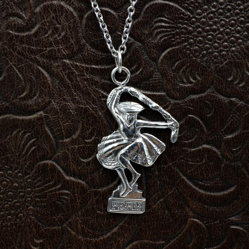 月に代わってお仕置きよ(でかいver.)