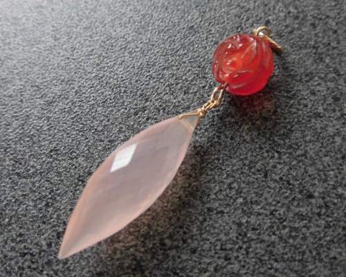 sale】14kgf ピンクカルセドニー×カーネリアンの上品なペンダント