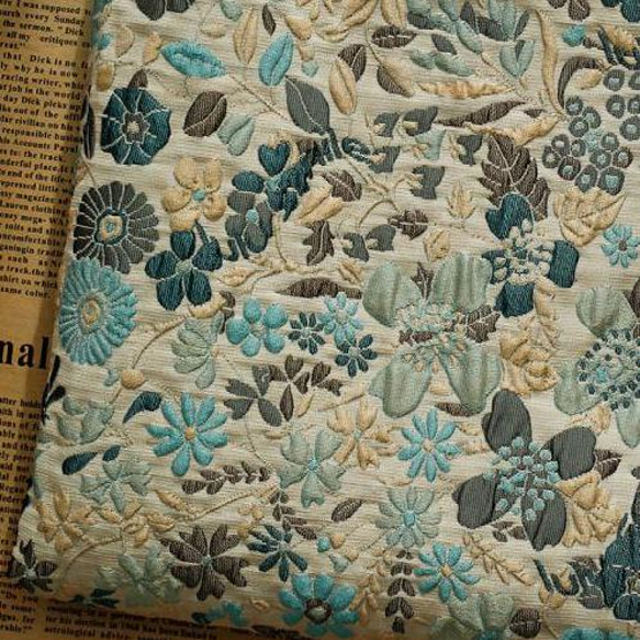 Blue Garden レリーフのブルー花柄 ジャカード織りの生地 [2877] 1枚目の画像