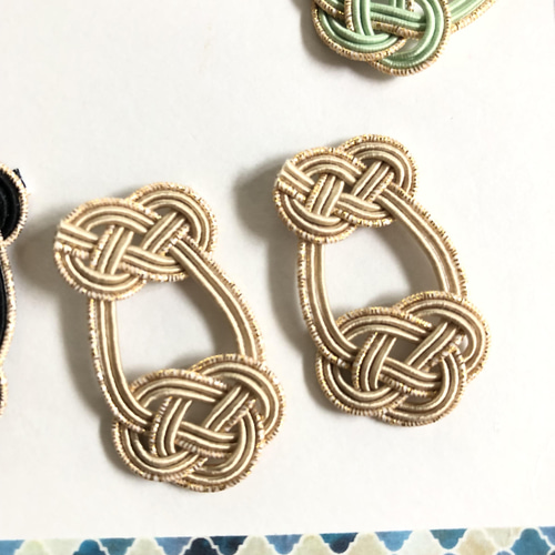 水引パーツ あわじしずく結び8個① その他素材 ＊あーさん＊ 通販