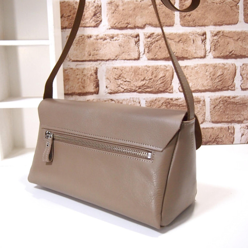 本革　ヌメ革　ハンドメイド　がま口　ポシェット　ショルダーバッグ 0_e21cc76c659db60d98d3d869de1e