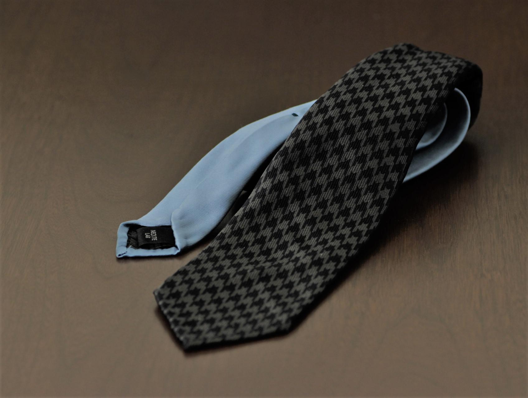 究極のハンドメイドネクタイ  セッテピエ千鳥