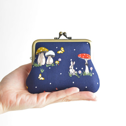 Frame purse(MS) ”Mushrooms and Rabbits" Navy [019] 第1張的照片