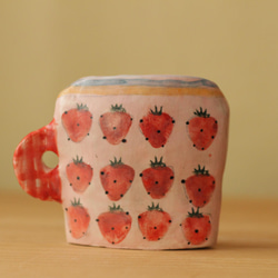 粉狀手煮粉紅色草莓花盒。 第3張的照片