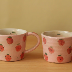 粉紅色草莓杯 第2張的照片