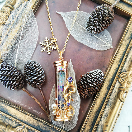 雪景色標本ネックレス(パープル・蓄光) ネックレス・ペンダント 空想