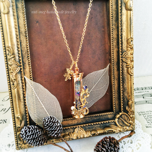 雪景色標本ネックレス(パープル・蓄光) ネックレス・ペンダント 空想