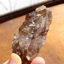 スモーキーエレスチャルクォーツ 高品質 希少 鉱物 天然石 水晶 黒 骸骨水晶 3枚目の画像