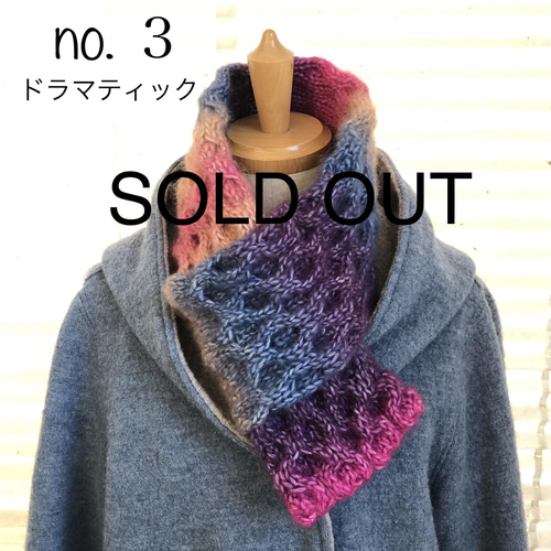 ふんわりグラデーションのミニマフラー＊ マフラー studio mu's