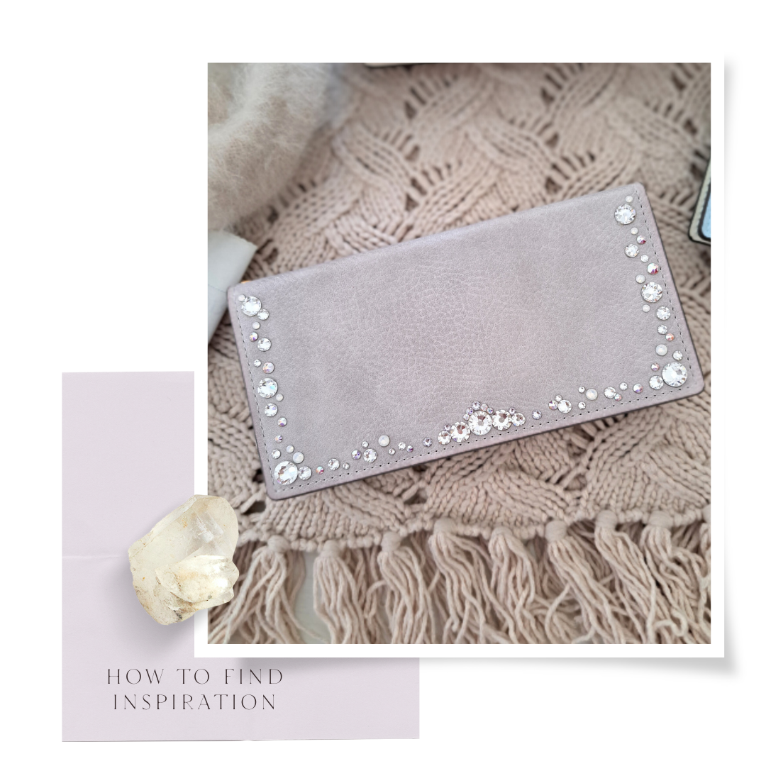 【特別価格】大粒スワロフスキー キラキラ  デコレーション スマホケース　大人っぽいライトグレー