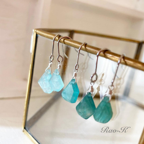 ✨rough stones✨グランディディエライトのピアス/イヤリング ✨rough stones✨グランディディエライトのピアス/イヤリング