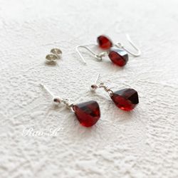 ✨選べる金具✨14kgfモザンビークガーネットのピアス/イヤリング