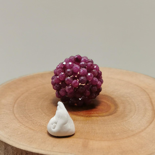 フラーレン 3.3mm 天然ルビー 神聖幾何学の立体 C60 バックミンスター