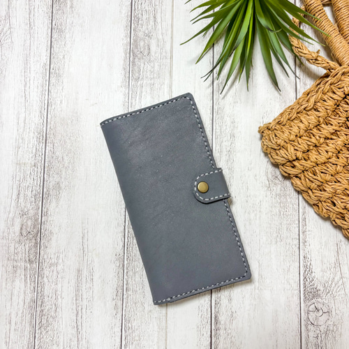 新色♪スマホケース 手帳型 レザークラフト 本革 グレー 灰色 iPhone