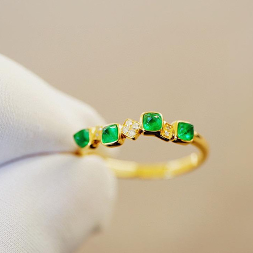 ハーフエタニティ」K18 愛の成就 天然エメラルド ダイヤモンド リング