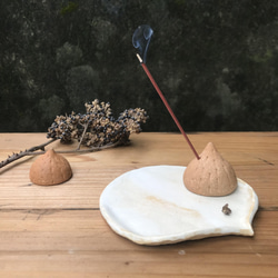 「小栗子」線香座 竹土石山 石山系列 底盤 果肉分離 帽子 裊裊炊煙 第5張的照片
