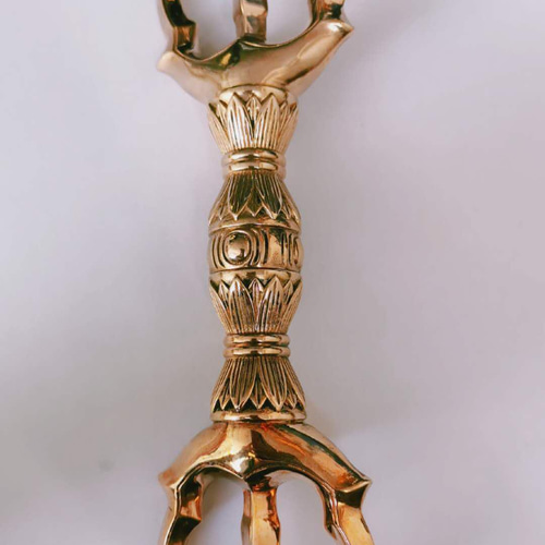 密教法具 真言宗金剛杵 三鈷杵 寺院用仏具 真鍮製 vajra 20cm