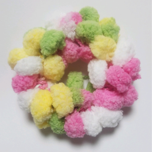 ポンポンページ ポンポンのシュシュ シュシュ tORicot 通販 13174389｜Creema(クリーマ)