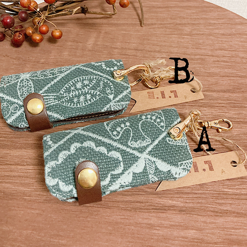 ミナペルホネン じゃらじゃらしないキーケース キーケース Petit