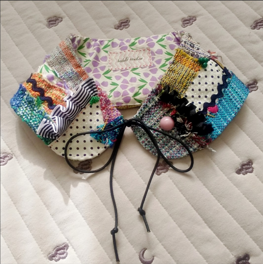 ○さをり織りと刺繍の付け襟