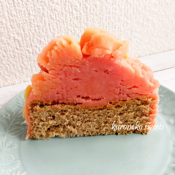 さつま芋のお花の台湾かすてらのケーキ赤 グルテンフリー 無添加　フラワーケーキ　デコレーションケーキ　誕生日　 3枚目の画像