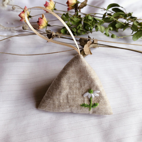 リネンの巾着＆テトラ ハーブのサシェ 2種類 詰替可 リラックス＆防虫