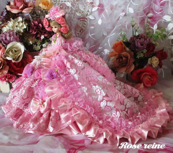 sold K様ご予約品 ベルサイユの薔薇 ローズピンクのラブリースウィートロングトレーンドールドレス 4枚目の画像