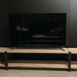 無垢材のシンプルでオシャレなテレビボード。 2枚目の画像