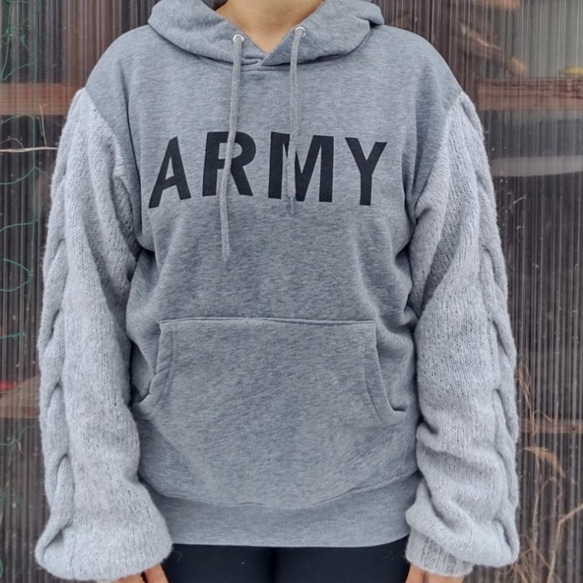 ARMYリメイクパーカー アラン模様の手編みスリーブ スウェット  