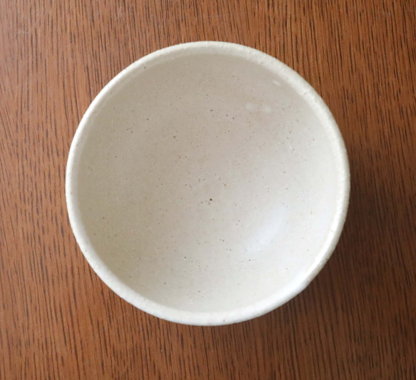 赤陶土と白マット釉の飯碗 ＊ ２ 8枚目の画像