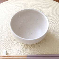 赤陶土と白マット釉の飯碗 ＊ ２ 2枚目の画像