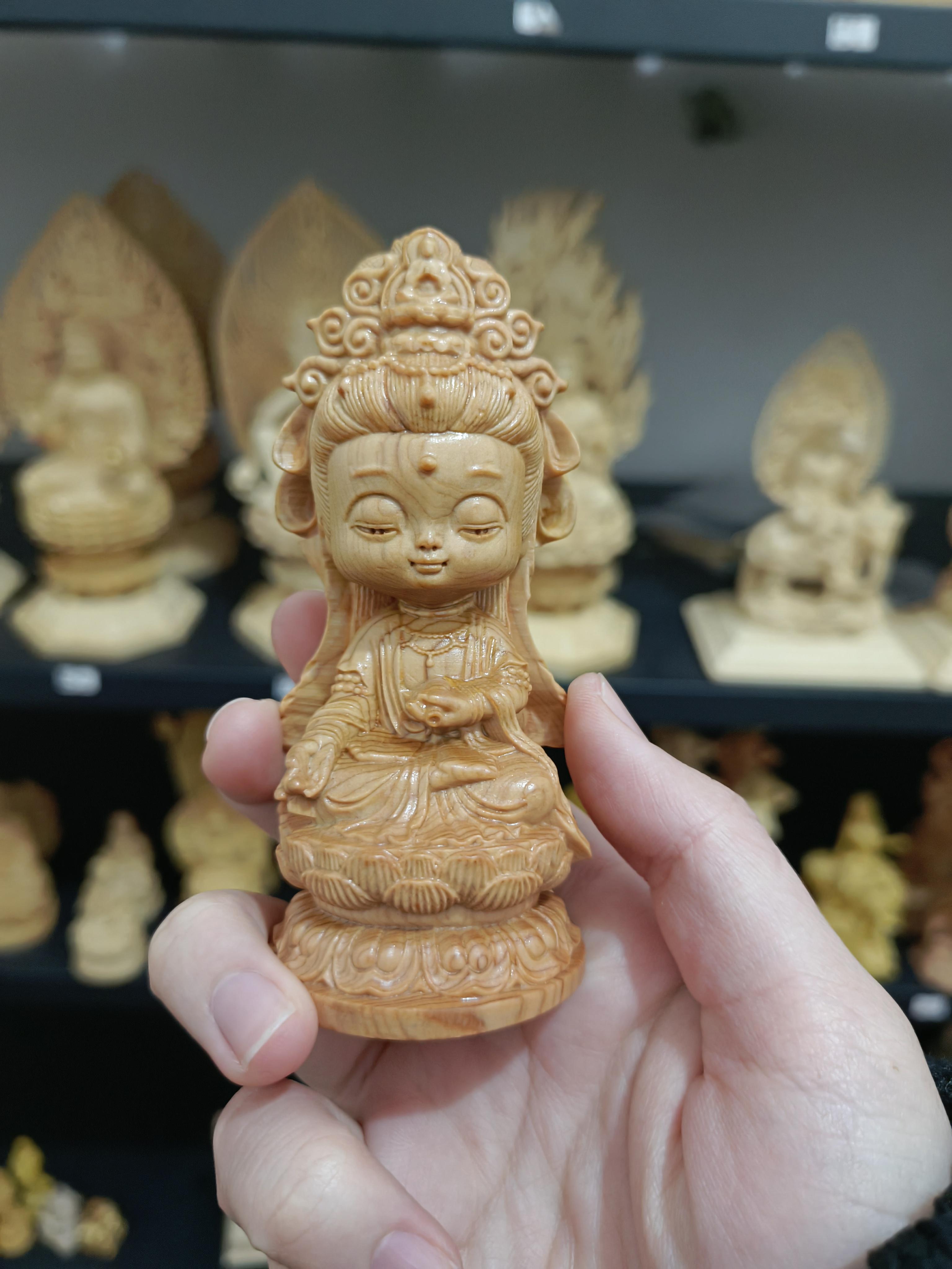 木彫り 仏像 Q版観音菩薩座像 ミニ 崖柏 仏教工芸 精密彫刻 彫刻