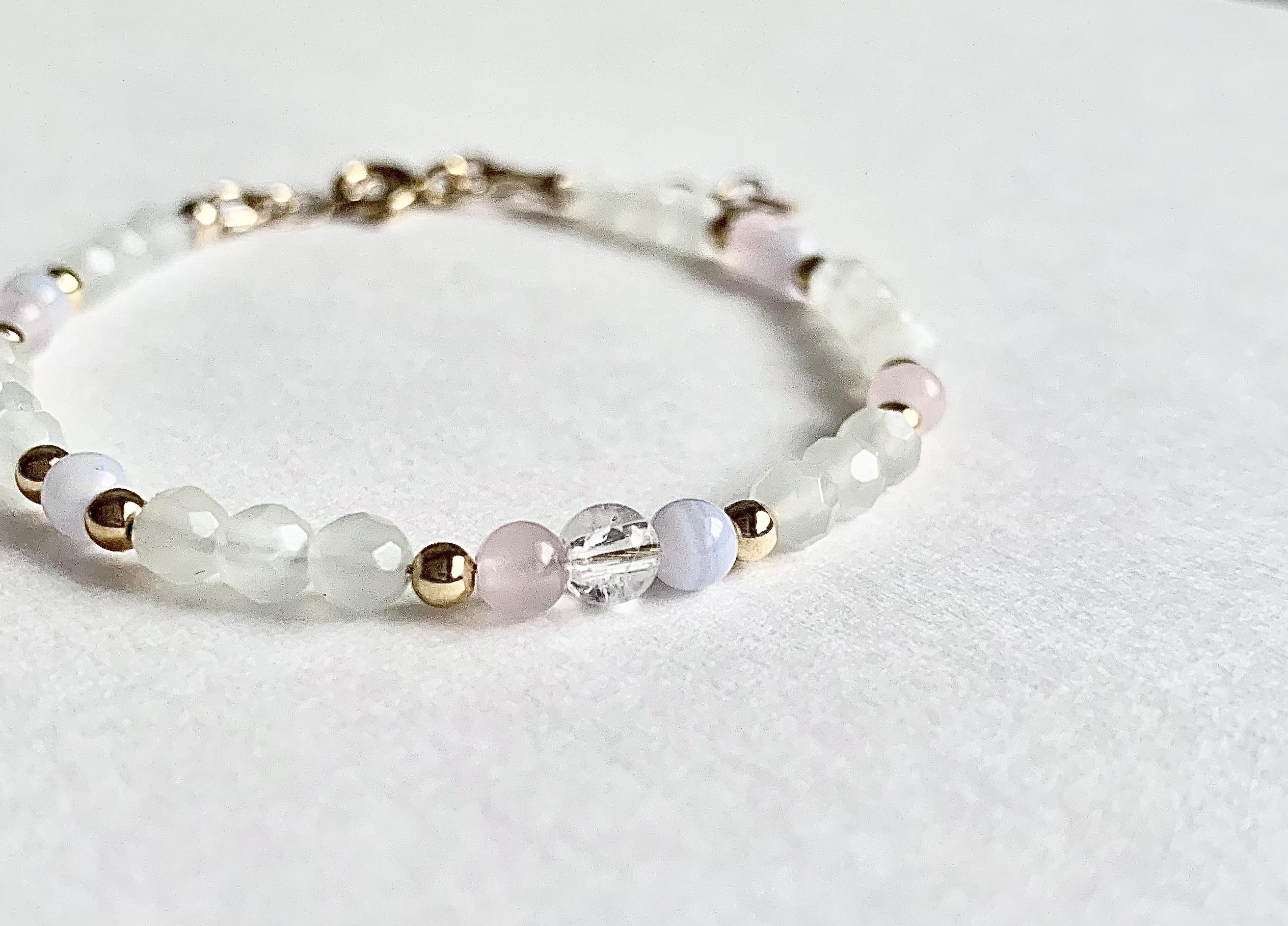 【オマケの石付き】天使エネルギーを宿す ◇愛と美の輝き◇ 14kgf ムーンストーン ローズクォーツ ブルーレース 調節