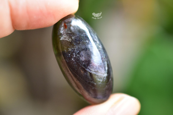 変化する青☆バイカラー☆アイオライト ルース 52 天然石 Funky