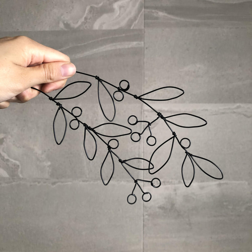 使い方いろいろ！木の実と葉っぱのワイヤーアート 立体・オブジェ 針金