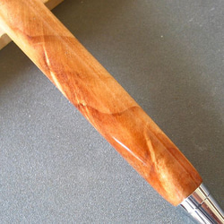 1月誕生木【松】木軸シャープペン（0.5㎜）透き通る琥珀色が綺麗【即日発送】 6枚目の画像