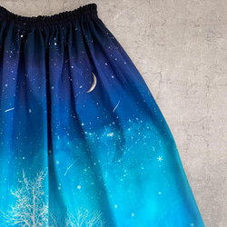 冬の星空・猫 ギャザースカート（やや厚手綿100％） 10枚目の画像