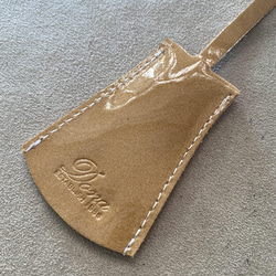 Italian leatherシェブロンエナメルleatherベル型 keyチャーム 4枚目の画像