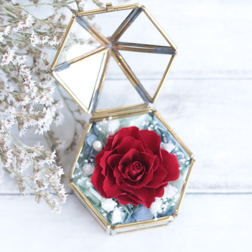 プロポーズにも☆】一輪のバラ＊テント型アンティークガラスケース