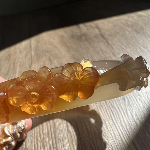 天然石瑪瑙の立体細工手彫り