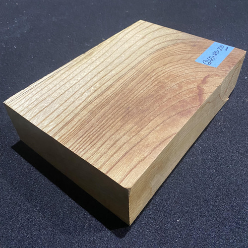送料無料〕〔現品限り〕ケヤキ 無垢材 約65 x 180 x 270 木材・板 