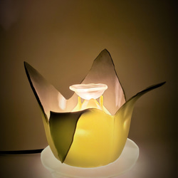 ガラスの灯り　アロマランプ　オリーブ 1枚目の画像