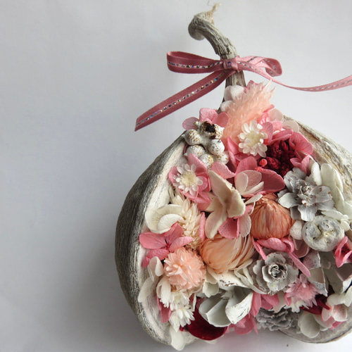 ギフトに「幸せを呼ぶ実」ブッダナッツアレンジ ピンク お祝い 贈り物